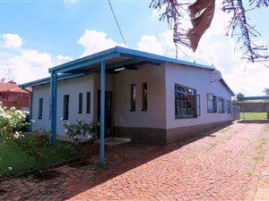 3 Bed House in Jan Niemand Park