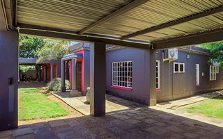 4 Bedroom House in Risiville