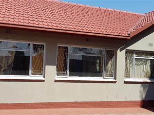 3 Bedroom House in General Alberts Park