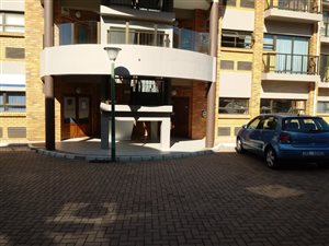 107 m² Office Space in Diaz Beach