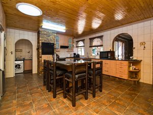 4 Bed House in Constantia Park