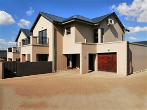3 Bed Townhouse in Meyersdal Nature Estate