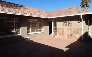 6 Bedroom House in Sunset Park