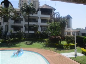 3 Bed Apartment in Compensation Beach