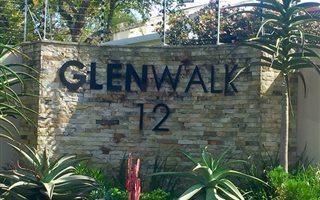 3 Bedroom Simplex in Sunningdale