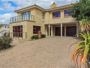 5 Bed House in Tergniet