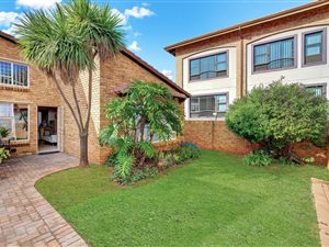 3 Bed Townhouse in Allens Nek
