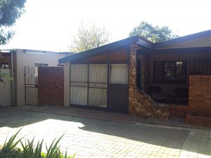 3 Bed House in Jan Niemand Park