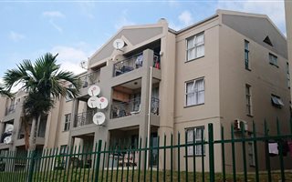 3 Bedroom Apartment in Bonela