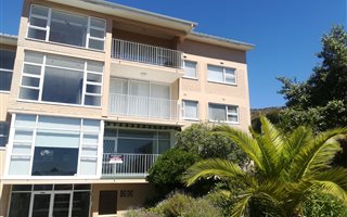 2 Bedroom Apartment in Fish Hoek