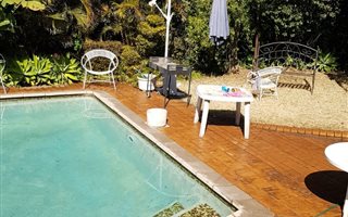 2 Bedroom Garden Cottage in Lukasrand