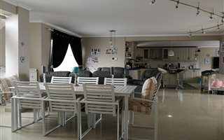 5 Bedroom House in Haasendal
