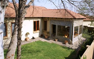 3 Bedroom Cluster in Kyalami Hills