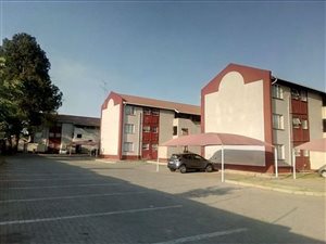 2 Bed Apartment in Kempton Park Central