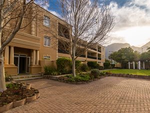 2 Bed Apartment in Newlands