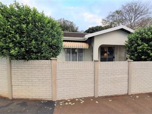 3 Bed Townhouse in Sunningdale