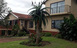 4 Bedroom House in Bazley Beach