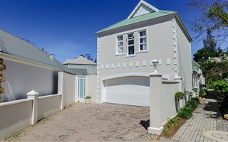 4 Bedroom House in Selborne