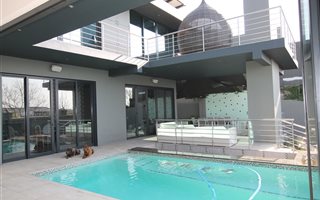 3 Bedroom House in Dainfern