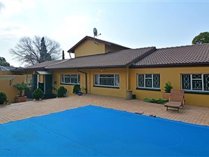 4 Bed House in Libradene