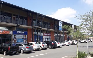 249 m² Retail Space in Silver Lakes