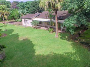 3 Bedroom House in Waterfall