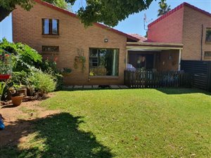2 Bed Townhouse in Willow Park Manor
