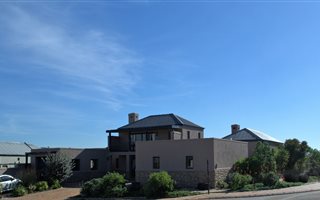 4 Bedroom House in Melkbosstrand