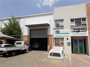 430 m² Industrial space in Stormill