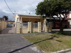 128 m² Commercial space in Hazendal