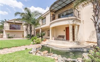 6 Bedroom House in Mackenzie Park