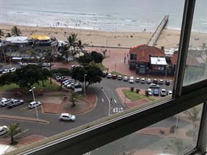 2 Bed Apartment in Beachfront