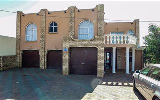 4 Bedroom House in Galeshewe