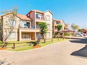 2 Bed Townhouse in Pomona