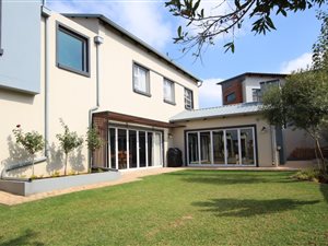 4 Bed House in Midstream Ridge Estate