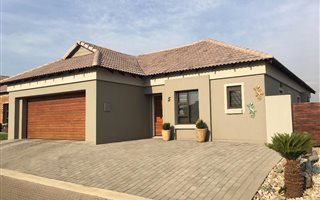 3 Bedroom Simplex in Trichardt