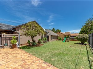 3 Bed House in Mayberry Park