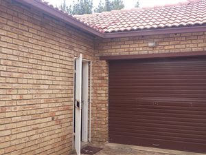 2 Bed Townhouse in Randpoort