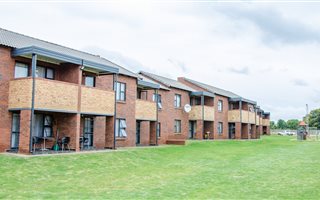 2 Bedroom Apartment in La Montagne