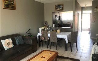 2 Bedroom Apartment in Raceview
