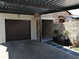 3 Bed Apartment in Pomona AH