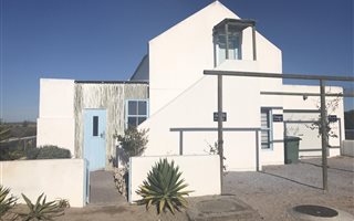 4 Bedroom House in Paternoster