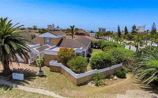 4 Bedroom House in Humewood