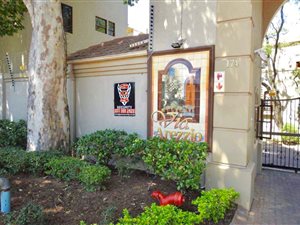 2 Bed Apartment in Sandton CBD