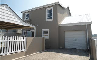 2 Bedroom Townhouse in Erasmus Park