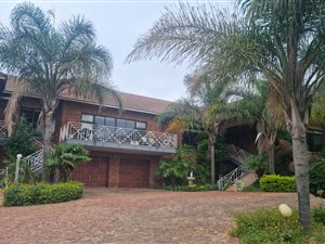 6 Bed House in Irene Glen Estate