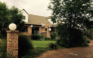 2 Bedroom Townhouse in Monument