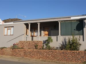 3 Bed House in Uniondale