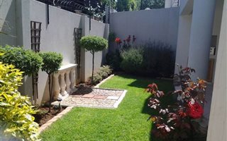 3 Bedroom Apartment in Bryanston