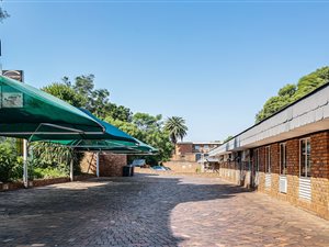 164 m² Office Space in Lyndhurst